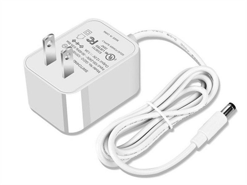 ट्रेंडचे नेतृत्व करा, भविष्य प्रकाशित करा: STARWELL 12V 1A पॉवर अडॅप्टर, युरोपियन, अमेरिकन आणि आशियाई बाजारपेठेतील बेस्टसेलर