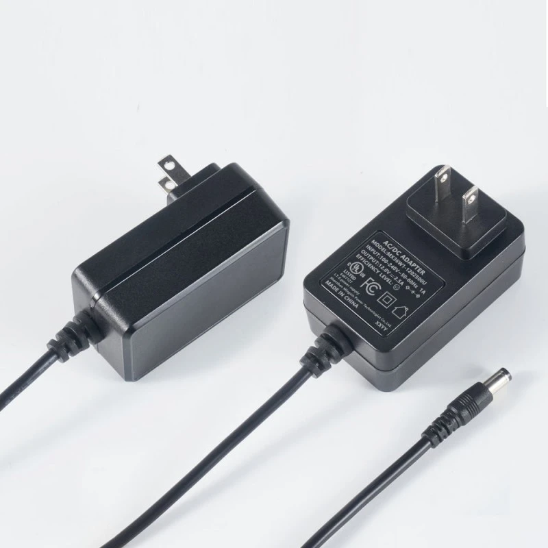 UL सूचीबद्ध 12V 2.5A 30W वॉल माउंट पॉवर अडॅप्टर
